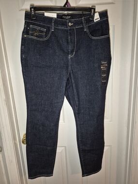 Judy Blue Dark Navy Skinny Jeans with Contrast Stitching